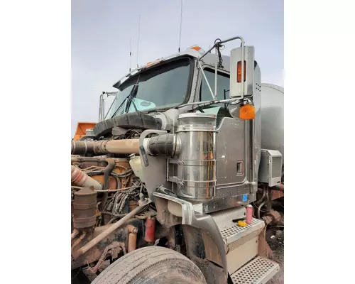 KENWORTH T800 CAB