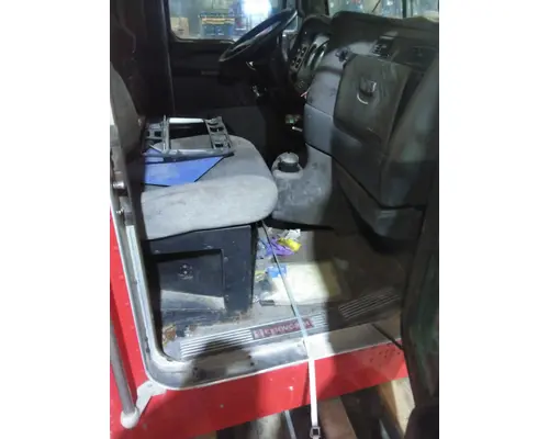 KENWORTH T800 CAB