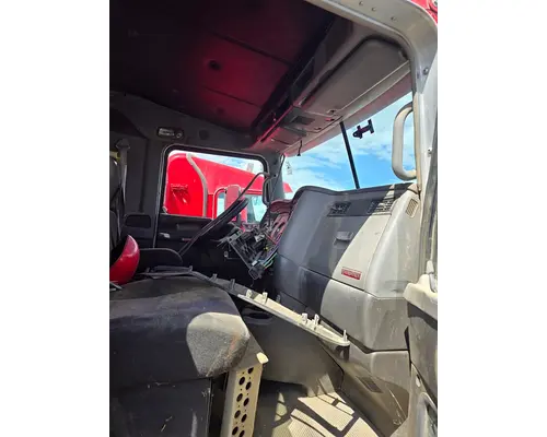 KENWORTH T800 Cab Assembly