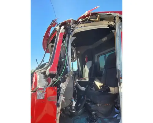 KENWORTH T800 Cab Assembly
