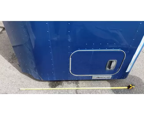 KENWORTH T800 Cab Back Panel