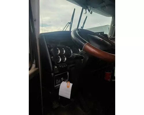 KENWORTH T800 Cab Mount
