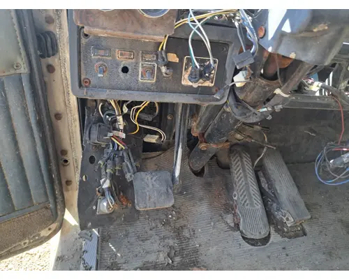 KENWORTH T800 Cab Mount