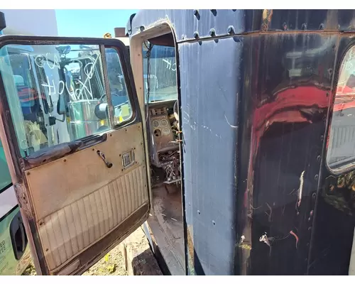 KENWORTH T800 Cab Mount