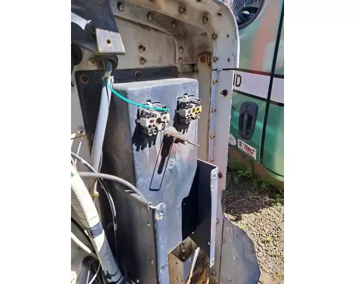 KENWORTH T800 Cab Mount