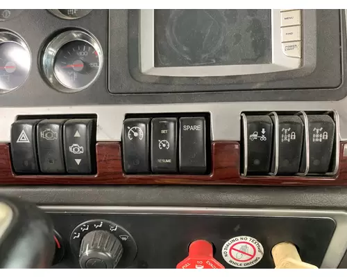 KENWORTH T800 Cab Mount