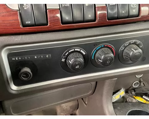 KENWORTH T800 Cab Mount