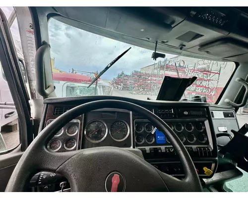 KENWORTH T800 Cab