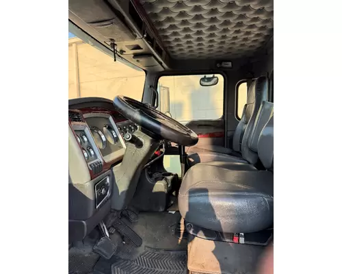 KENWORTH T800 Cab