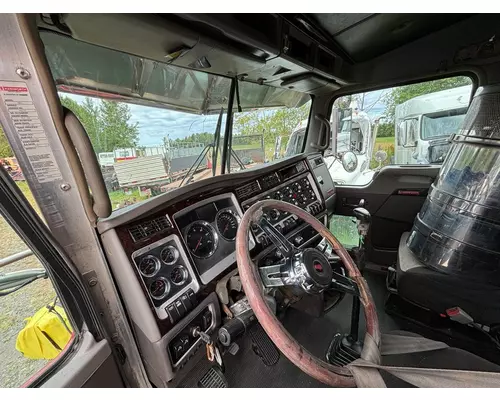 KENWORTH T800 Cab