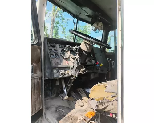 KENWORTH T800 Cab