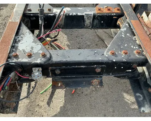 KENWORTH T800 Crossmember