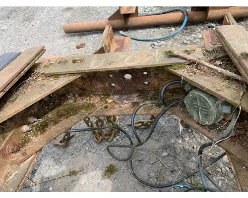 KENWORTH T800 Cutoff Assembly