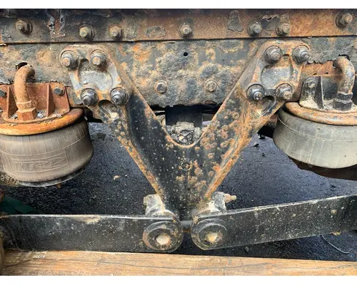 KENWORTH T800 Cutoff Assembly