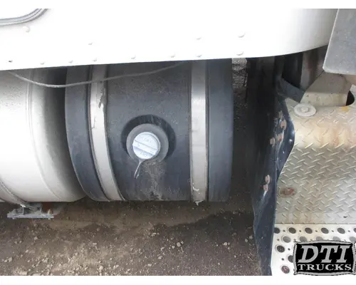 KENWORTH T800 DEF Tank