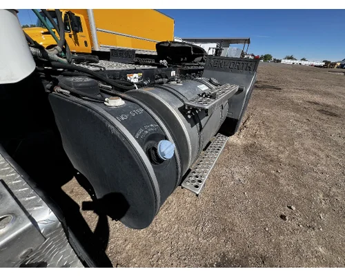 KENWORTH T800 DEF Tank