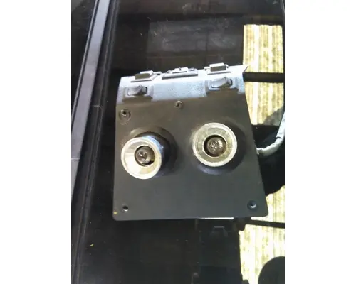 KENWORTH T800 DOOR ELECTRICAL SWITCH