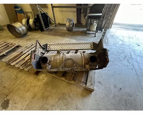 KENWORTH T800 DPF (Diesel Particulate Filter)