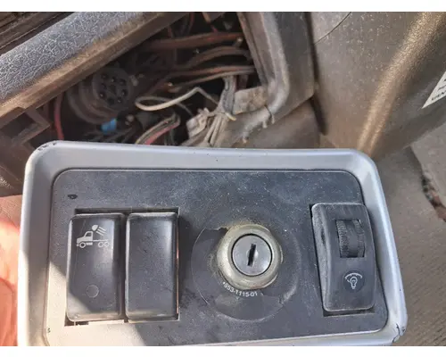KENWORTH T800 DashConsole Switch