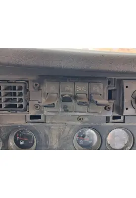 KENWORTH T800 Dash/Console Switch