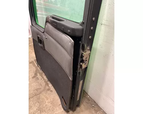 KENWORTH T800 Door Assembly, Front