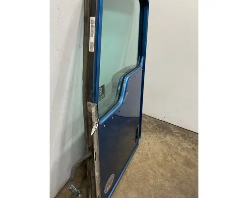 KENWORTH T800 Door Assembly, Front