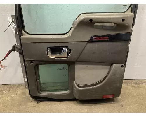 KENWORTH T800 Door Assembly, Front