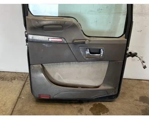 KENWORTH T800 Door Assembly, Front