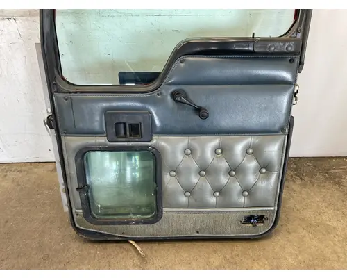 KENWORTH T800 Door Assembly, Front