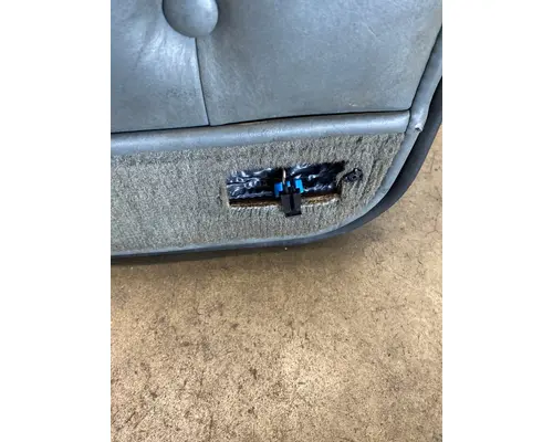 KENWORTH T800 Door Assembly, Front