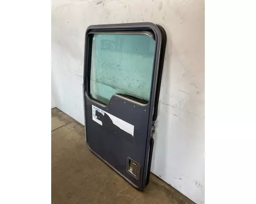 KENWORTH T800 Door Assembly, Front