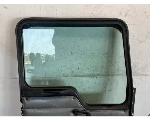 KENWORTH T800 Door Assembly, Front