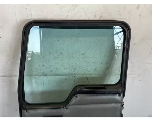 KENWORTH T800 Door Assembly, Front