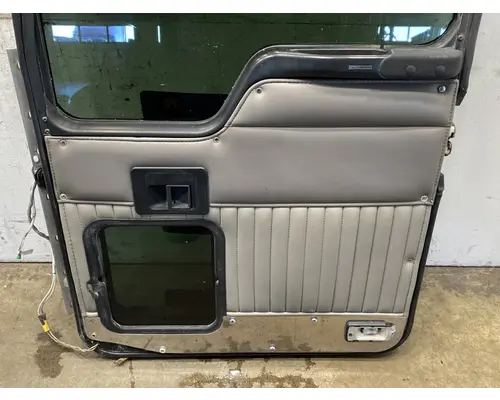 KENWORTH T800 Door Assembly, Front