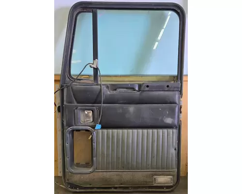 KENWORTH T800 Door Assembly, Front