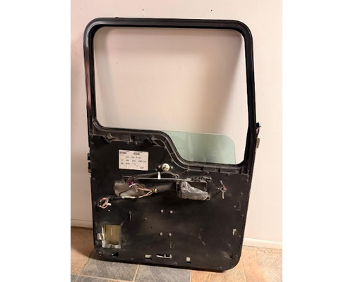 KENWORTH T800 Door Assembly, Front