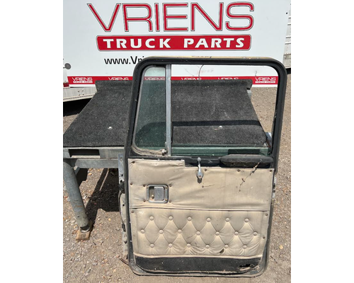 KENWORTH T800 Door Assembly, Front