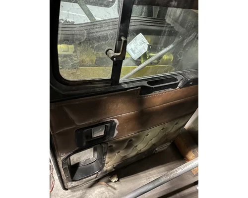 KENWORTH T800 Door Assembly, Front