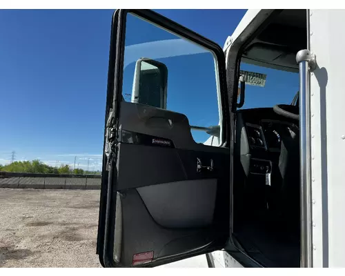 KENWORTH T800 Door Assembly, Front