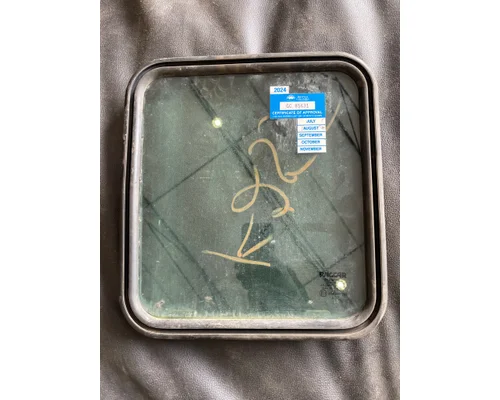 KENWORTH T800 Door Glass, Front