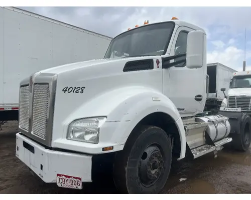 KENWORTH T800 ECM (Body Control Module)