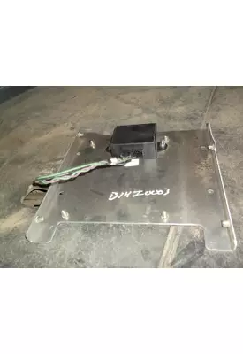 KENWORTH T800 ELECTRONIC PARTS MISC