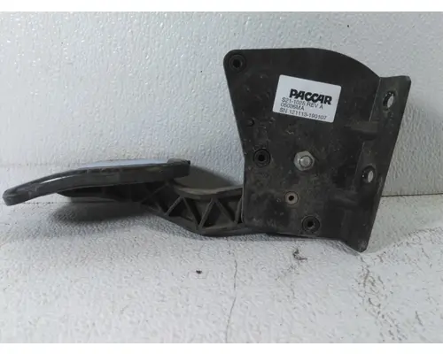 KENWORTH T800 FOOT PEDAL