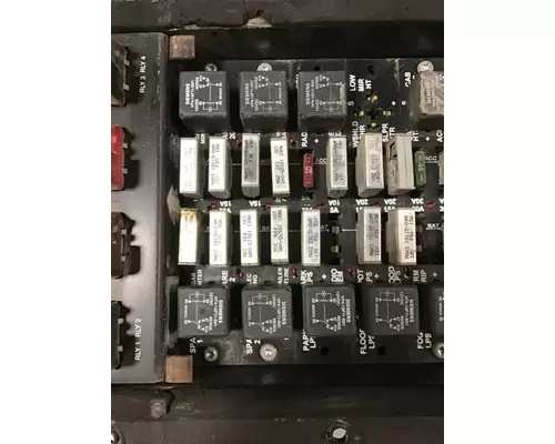 KENWORTH T800 FUSE BOX