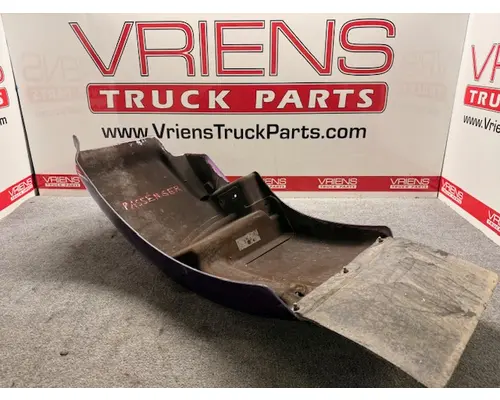 KENWORTH T800 Fender