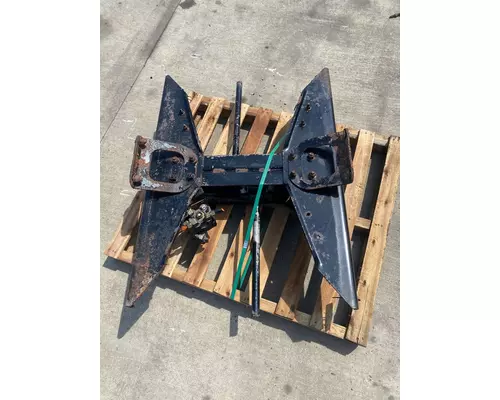 KENWORTH T800 Frame Crossmember