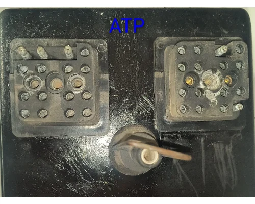 KENWORTH T800 Fuse Box, PDC