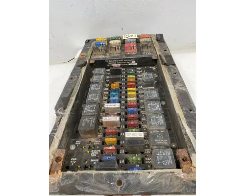 KENWORTH T800 Fuse Box
