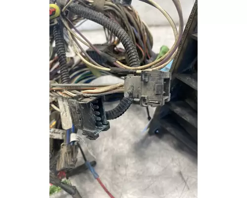 KENWORTH T800 Fuse Box