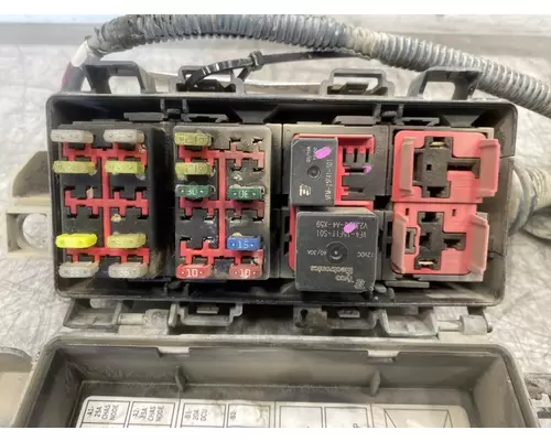 KENWORTH T800 Fuse Box